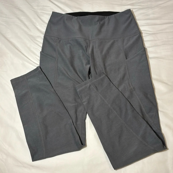 ODODOS High Waisted Yoga Leggings with Pockets - Charcoal size M - Picture 2 of 9